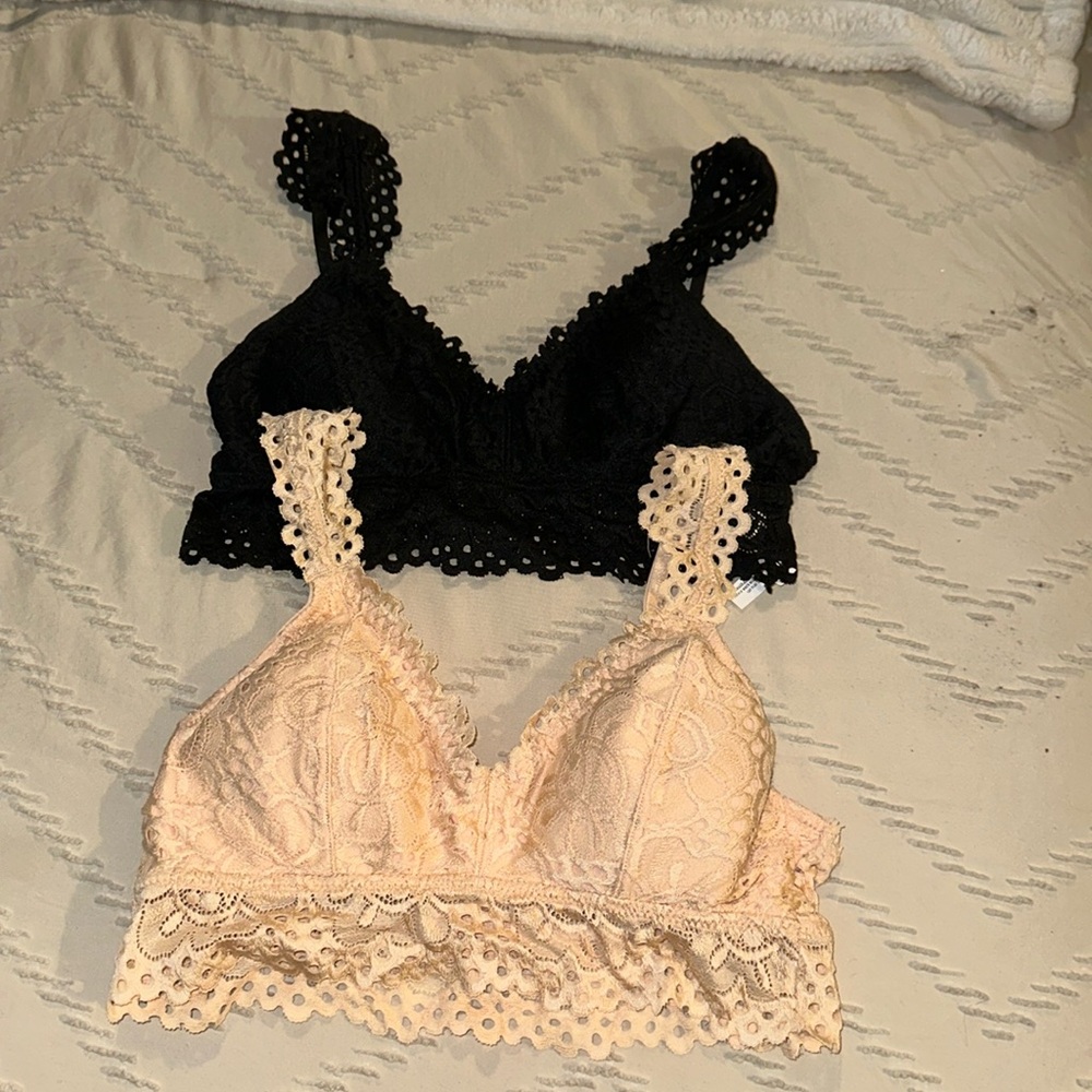 Aerie t-shirt Bralettes - Adjustable Straps - lace style material - BUNDLE in LG